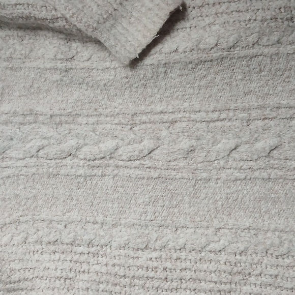 💟Guess Sweater - Picture 5 of 9